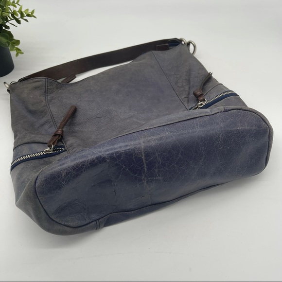 TANO Leather Top Zip Hobo Bag with Side Zippered Pockets - Picture 4 of 14